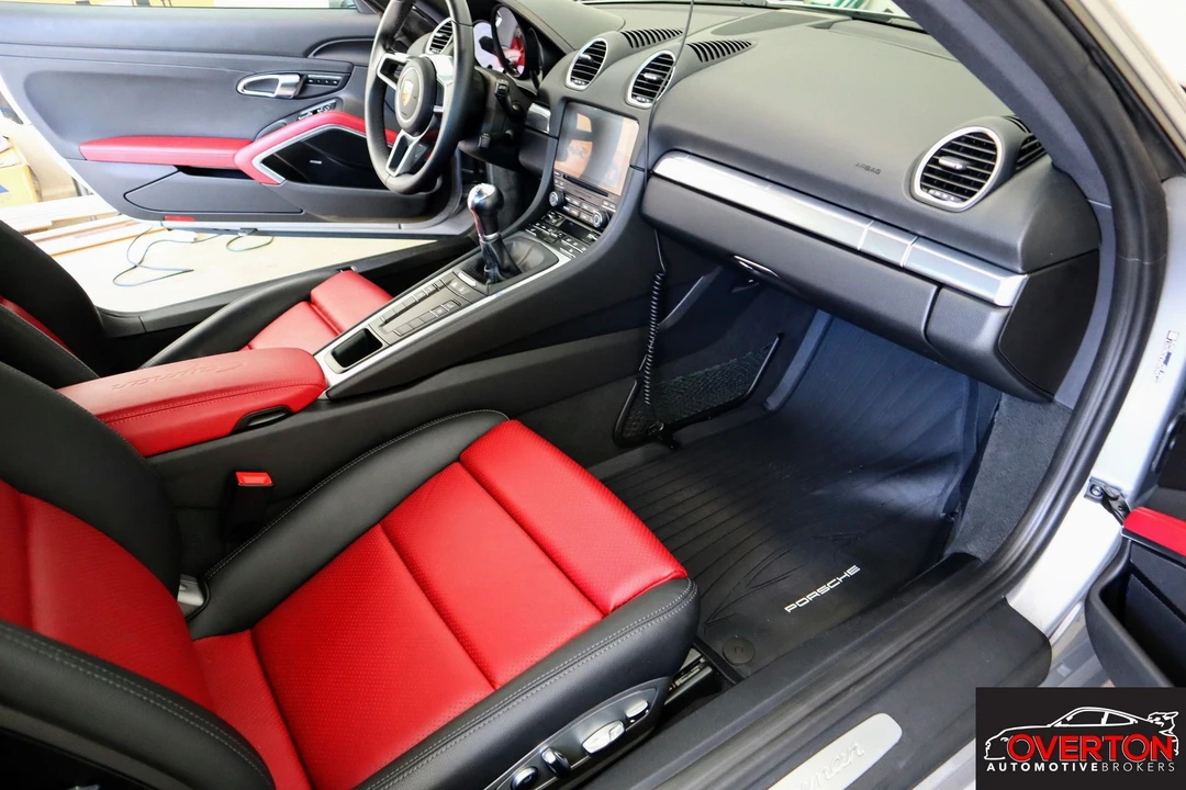 2018 Porsche 718 Cayman - Image 18 of 24