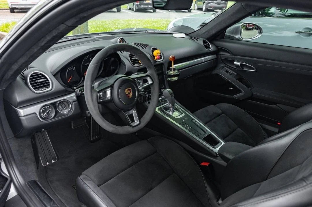 2018 Porsche 718 Cayman GTS - Image 19 of 26