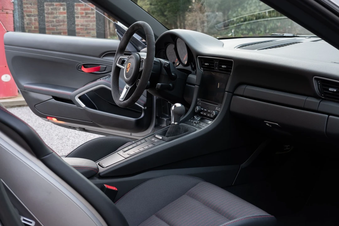 2018 Porsche 991 Carrera T - Image 10 of 15