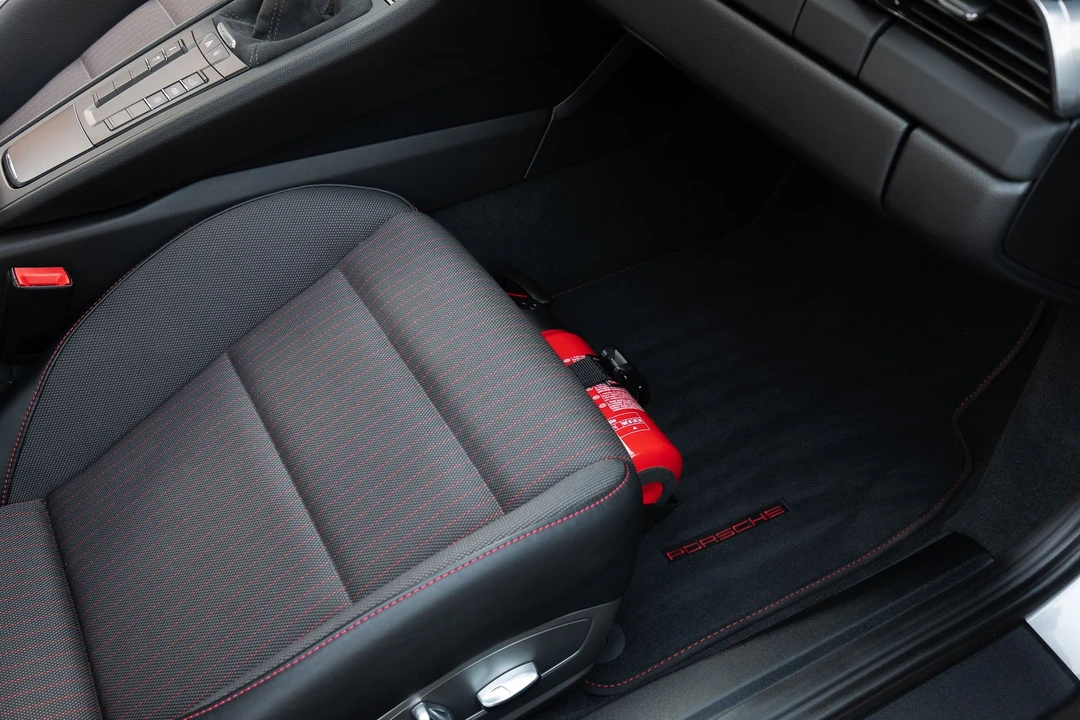 2018 Porsche 991 Carrera T - Image 11 of 15