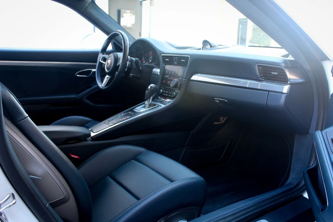 2018 Porsche 991 Carrera S - Image 14 of 15