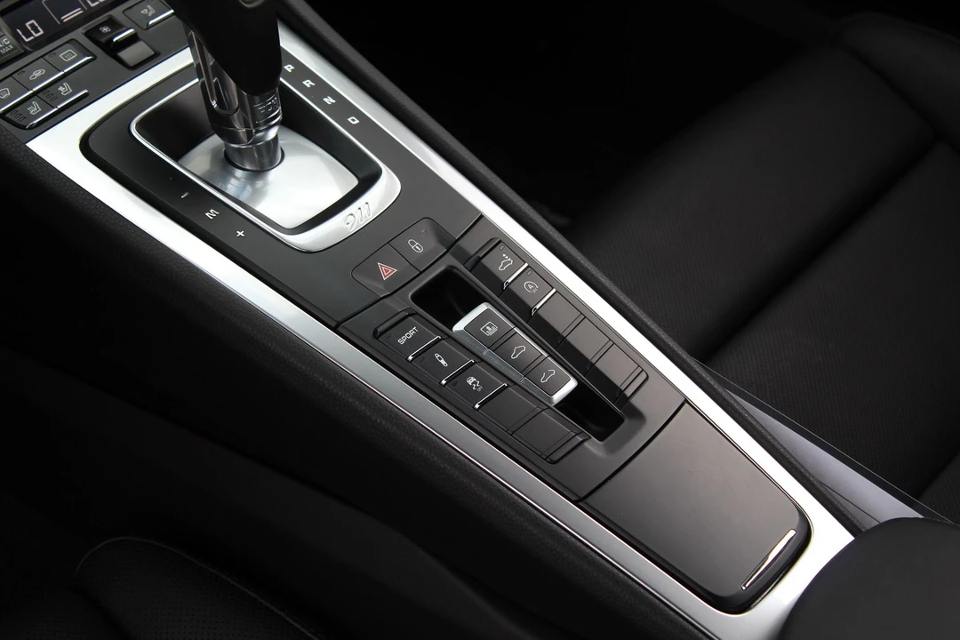 2018 Porsche 991 Carrera - Image 11 of 12