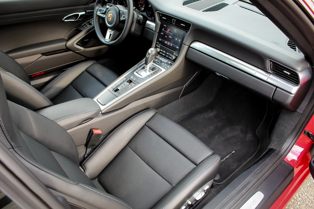 2018 Porsche 991 Carrera - Image 8 of 12