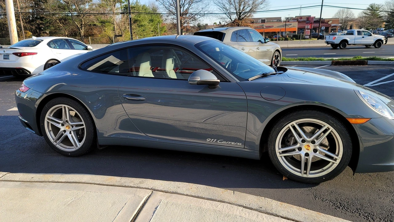 2018 Porsche 991 Carrera - Image 6 of 19