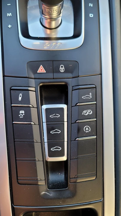 2018 Porsche 991 Carrera - Image 14 of 19