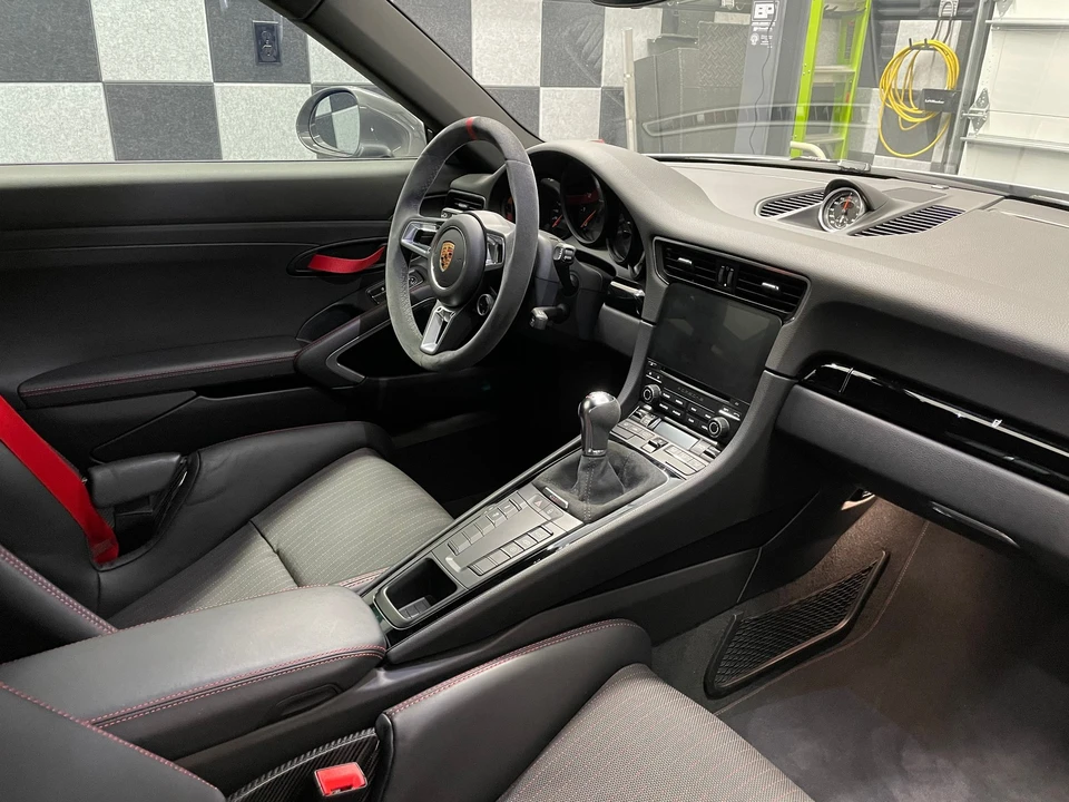2018 Porsche 991 Carrera T - Image 17 of 31