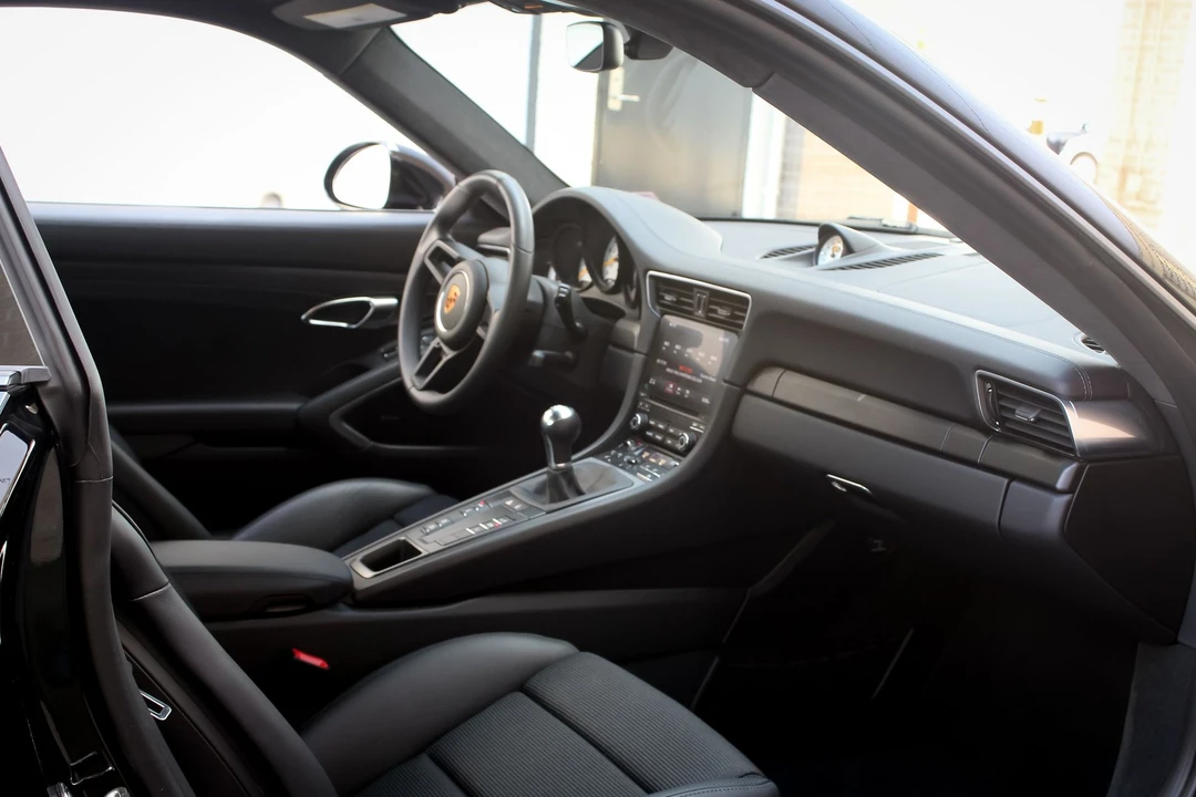 2018 Porsche 991 GT3 - Image 9 of 11