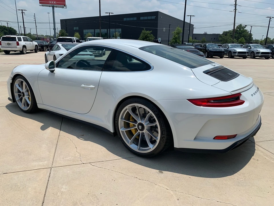 2018 Porsche 991 GT3 - Image 9 of 17