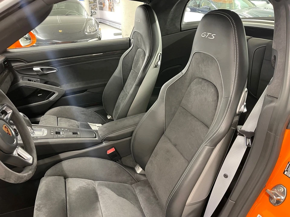 2018 Porsche 991 Targa 4 GTS - Image 12 of 16