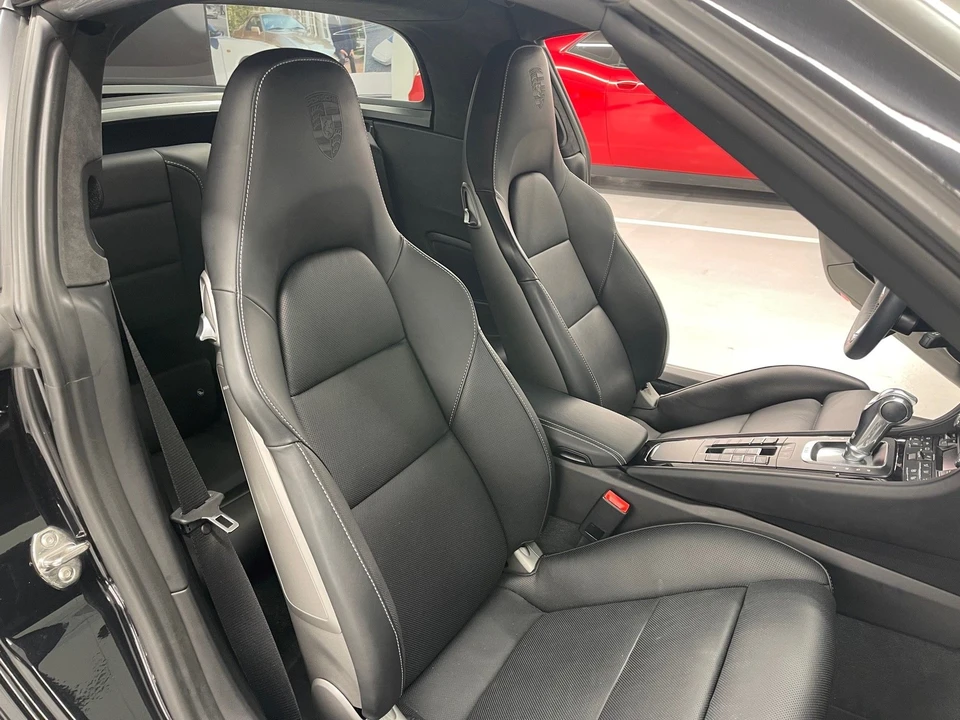 2018 Porsche 991 Targa 4 GTS - Image 14 of 17