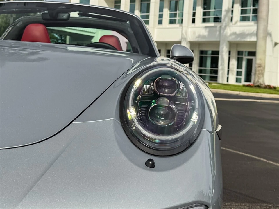 2018 Porsche 991 Targa 4 & 4S - Image 3 of 4