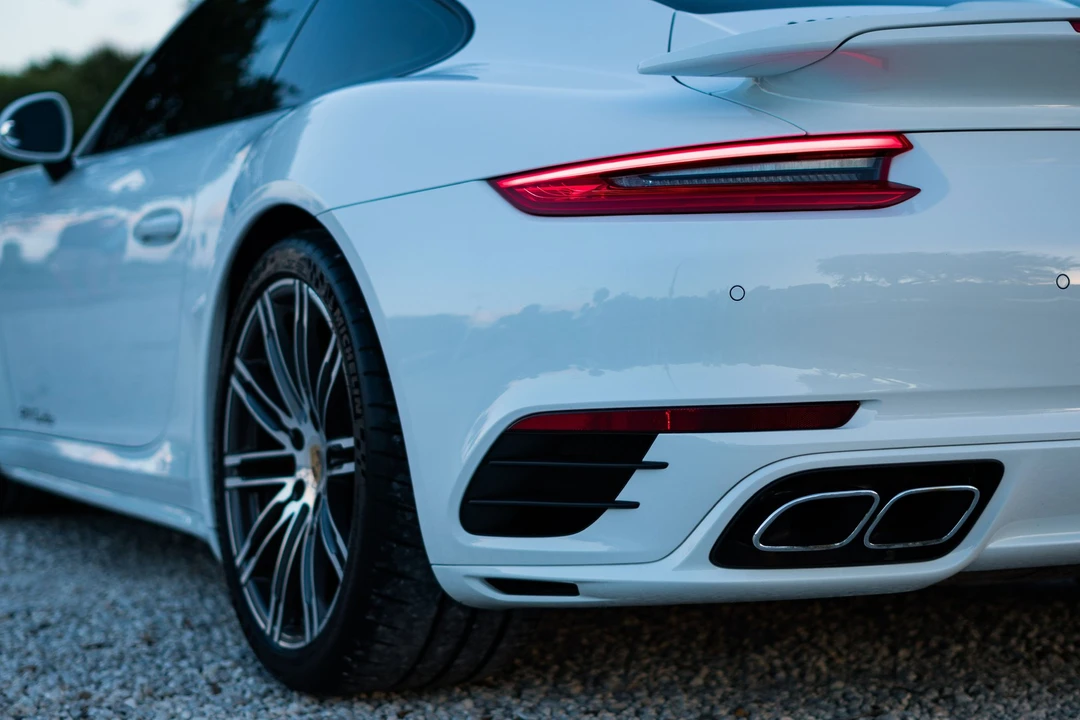 2018 Porsche 991 Turbo - Image 2 of 11
