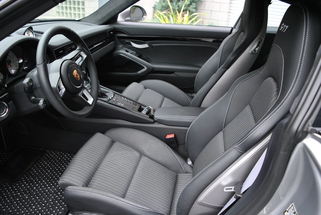 2018 Porsche 991 Carrera T - Image 14 of 31