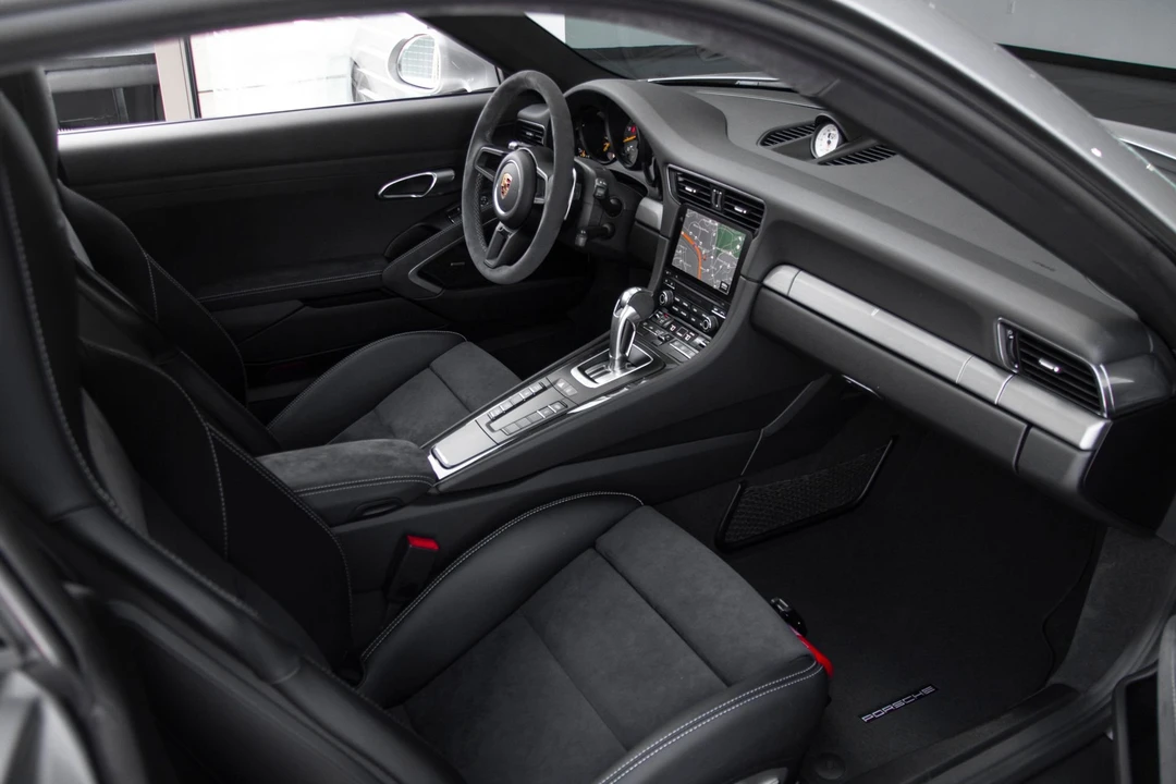 2018 Porsche 991 GT3 - Image 11 of 19