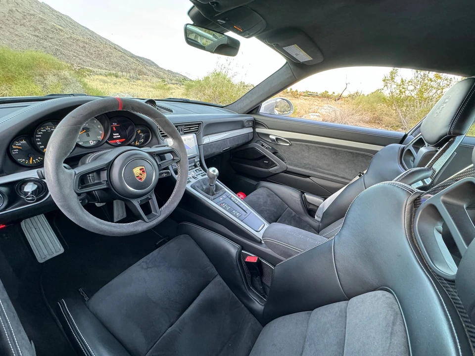 2018 Porsche 991 GT3 - Image 29 of 31