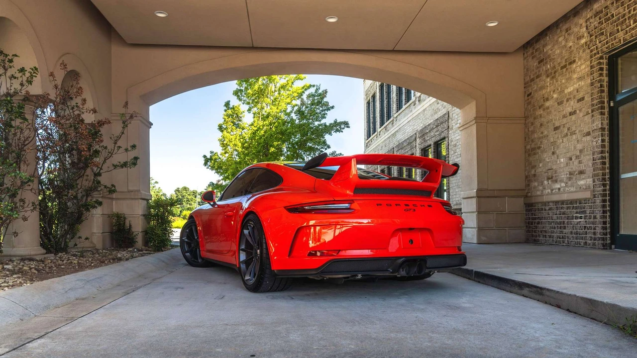 2018 Porsche 991 GT3 - Image 8 of 31