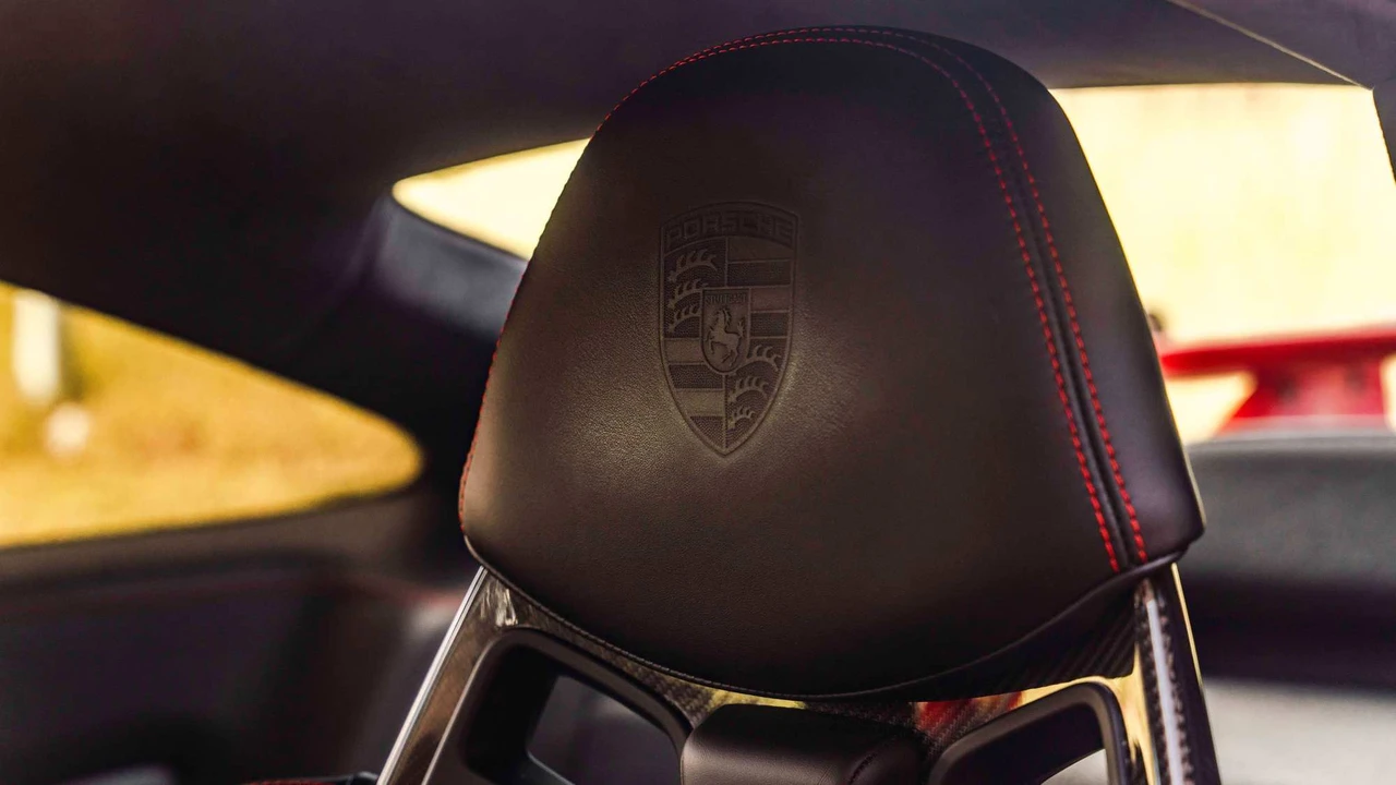 2018 Porsche 991 GT3 - Image 28 of 31