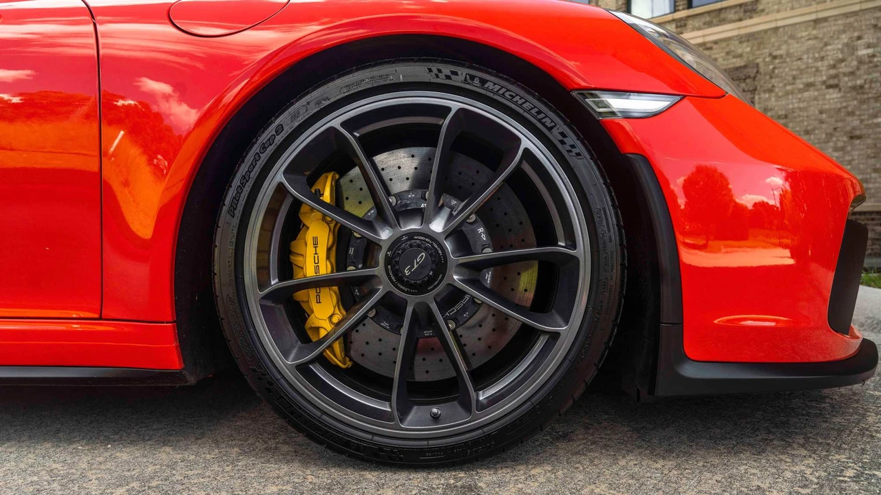 2018 Porsche 991 GT3 - Image 14 of 31