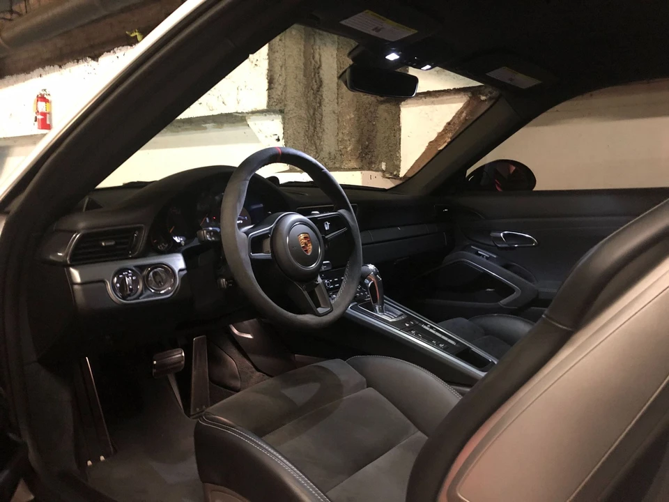 2018 Porsche 991 GT3 - Image 8 of 13