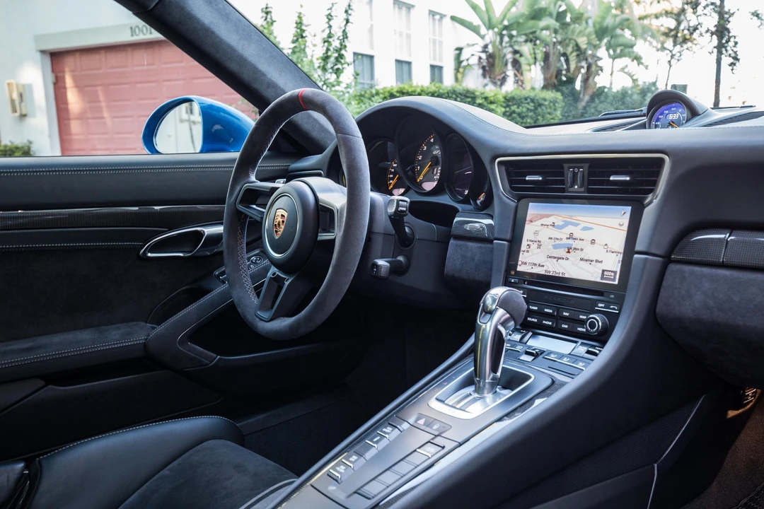 2018 Porsche 991 GT3 - Image 4 of 5
