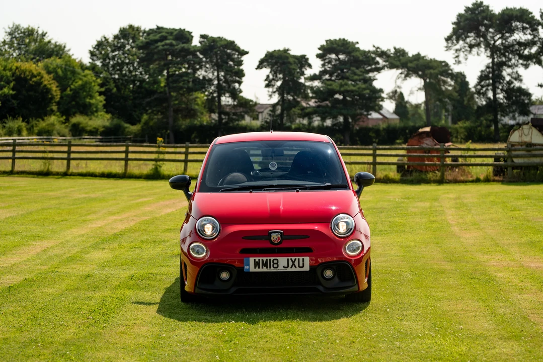 2018 Fiat Abarth 500 - Image 3 of 31
