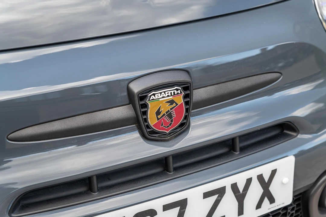 2018 Fiat Abarth 500 - Image 22 of 31