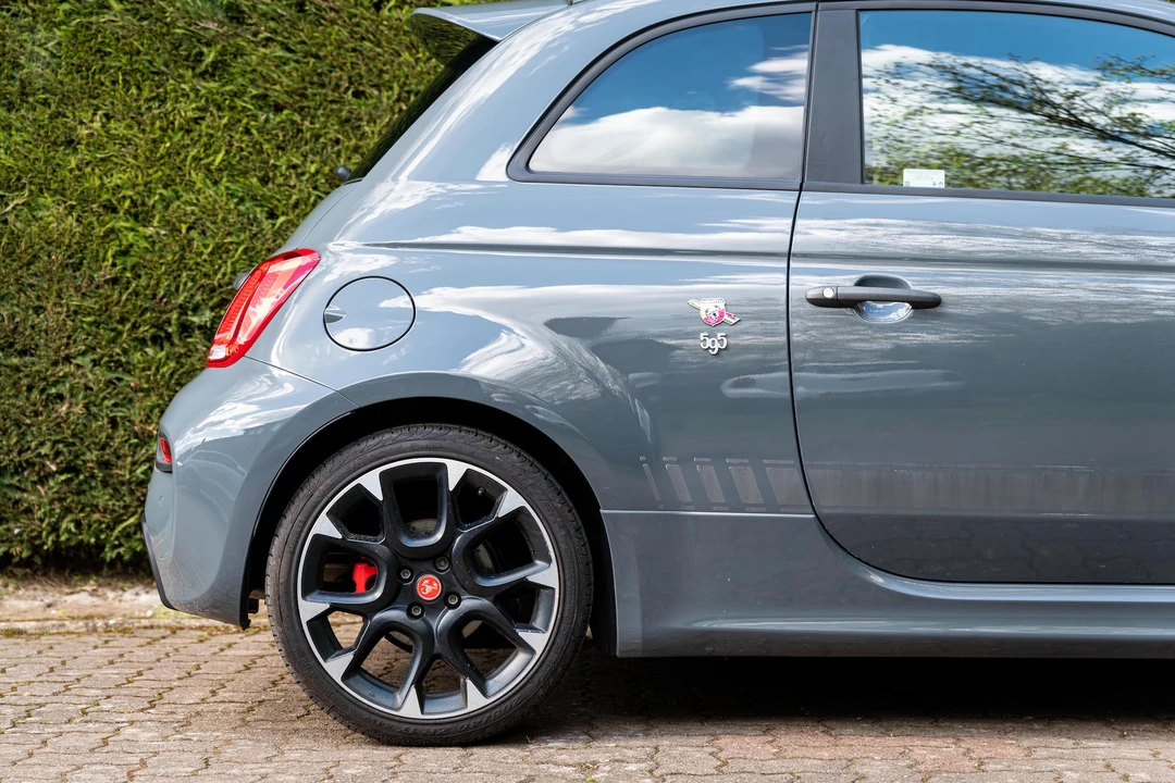 2018 Fiat Abarth 500 - Image 31 of 31