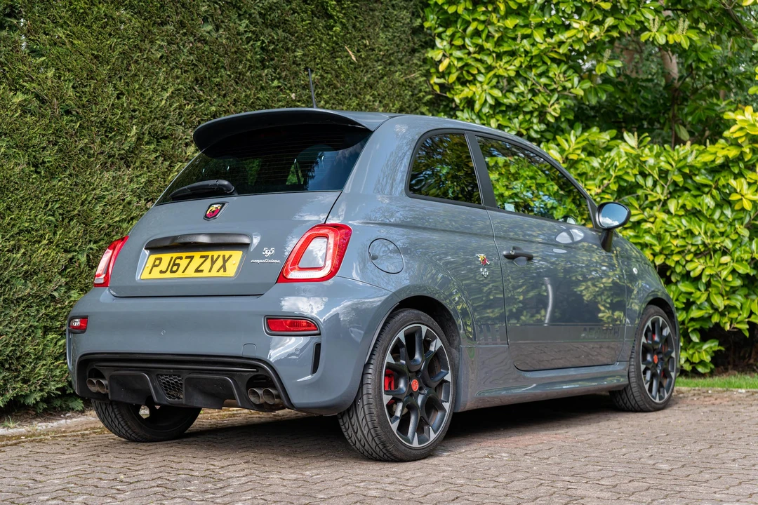 2018 Fiat Abarth 500 - Image 10 of 31