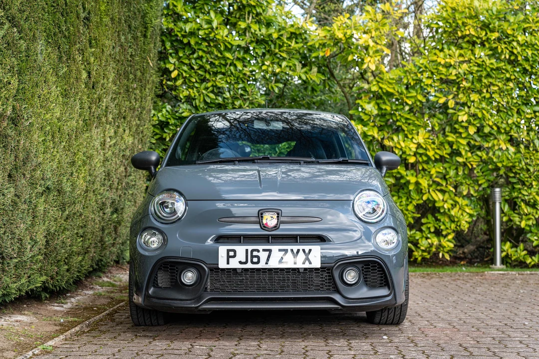 2018 Fiat Abarth 500 - Image 6 of 31