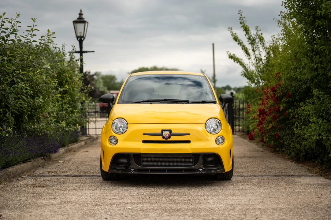 2018 Fiat Abarth 500 - Image 11 of 31