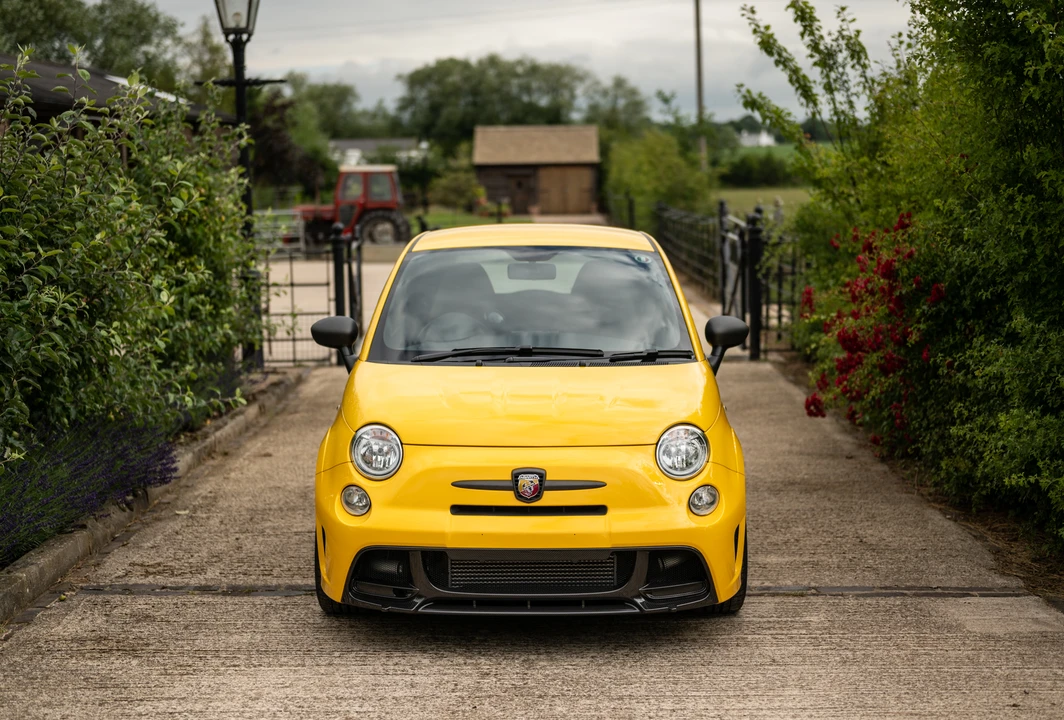 2018 Fiat Abarth 500 - Image 12 of 31