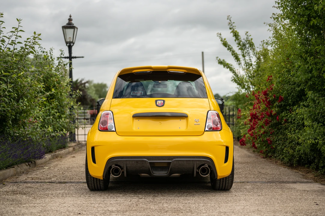 2018 Fiat Abarth 500 - Image 16 of 31