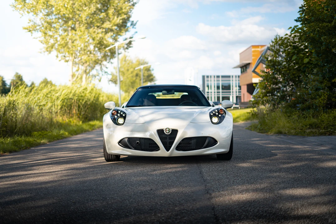 2018 Alfa Romeo 4C Spider - Image 3 of 31
