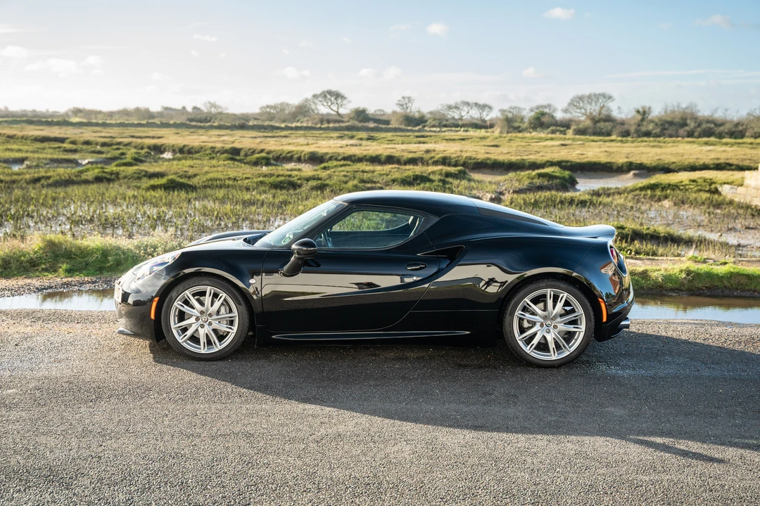 2018 Alfa Romeo 4C Coupe - Image 13 of 31