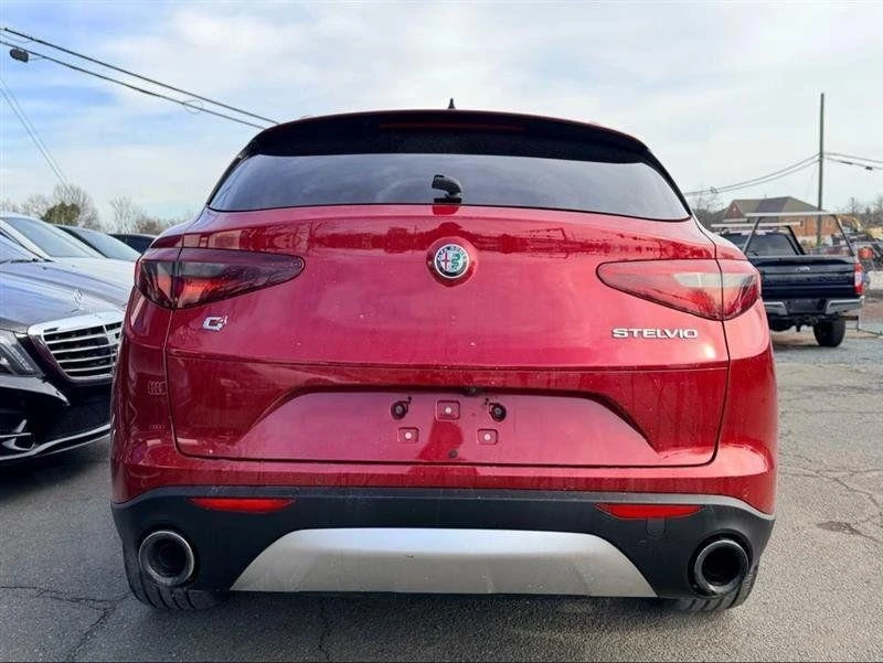 2018 Alfa Romeo Stelvio - Image 8 of 20