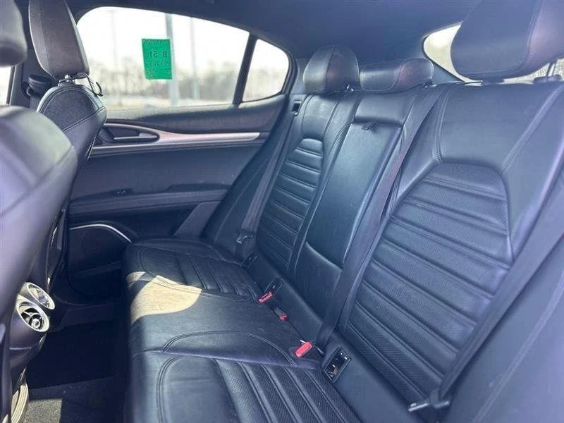 2018 Alfa Romeo Stelvio - Image 16 of 20