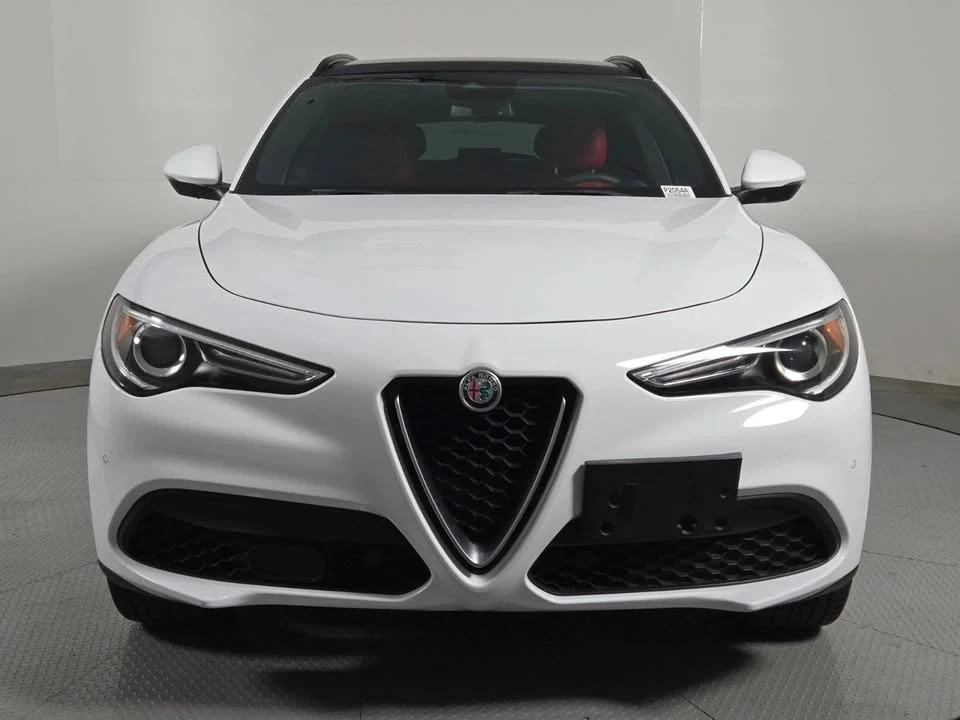 2018 Alfa Romeo Stelvio - Image 8 of 12