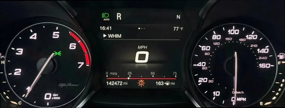 2018 Alfa Romeo Stelvio - Image 11 of 18