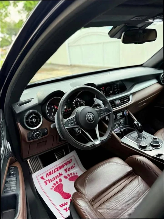 2018 Alfa Romeo Stelvio - Image 14 of 18