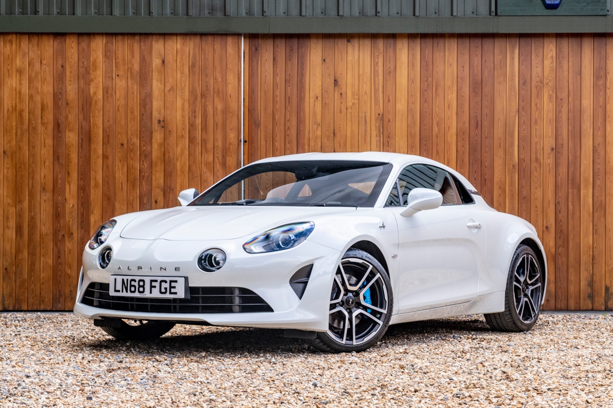 2018 ALPINE A110 PREMIERE EDITION - 8,450 MILES