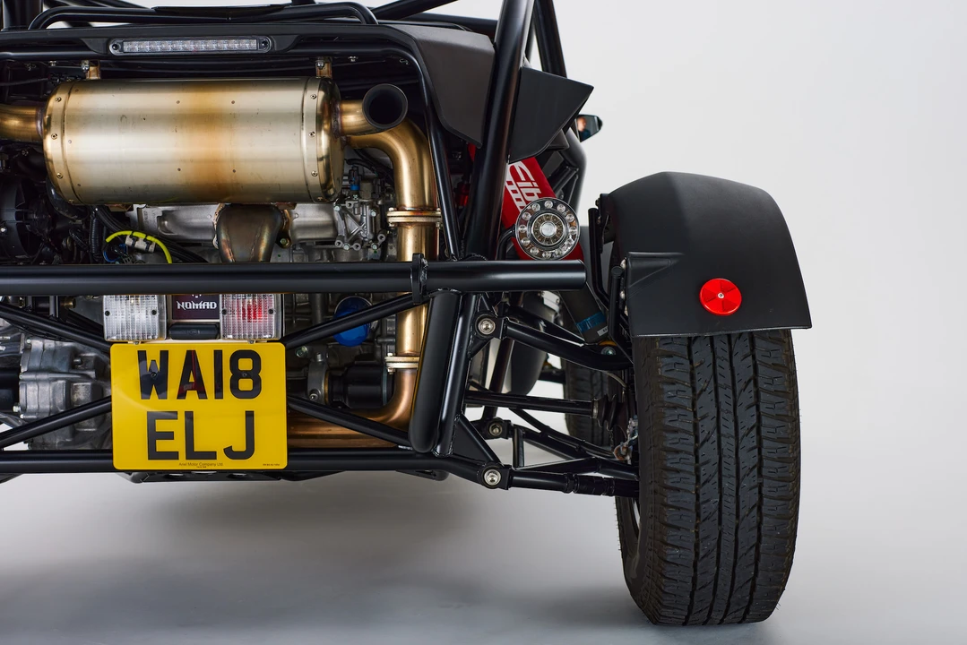 2018 Ariel - Image 14 of 30