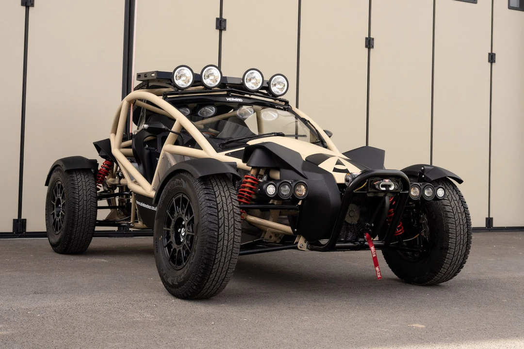 2018 Ariel - Image 2 of 31