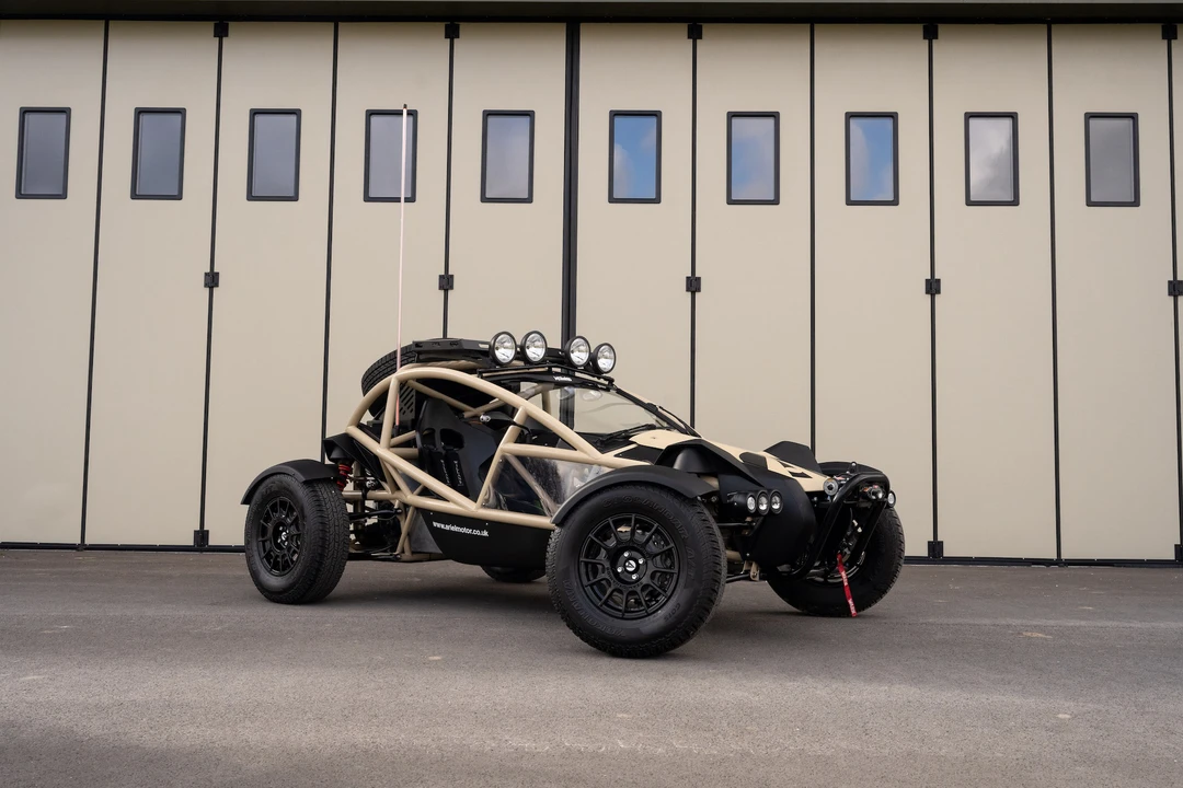 2018 Ariel - Image 4 of 31