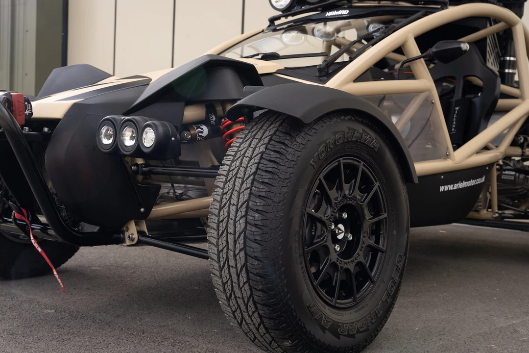 2018 Ariel - Image 24 of 31
