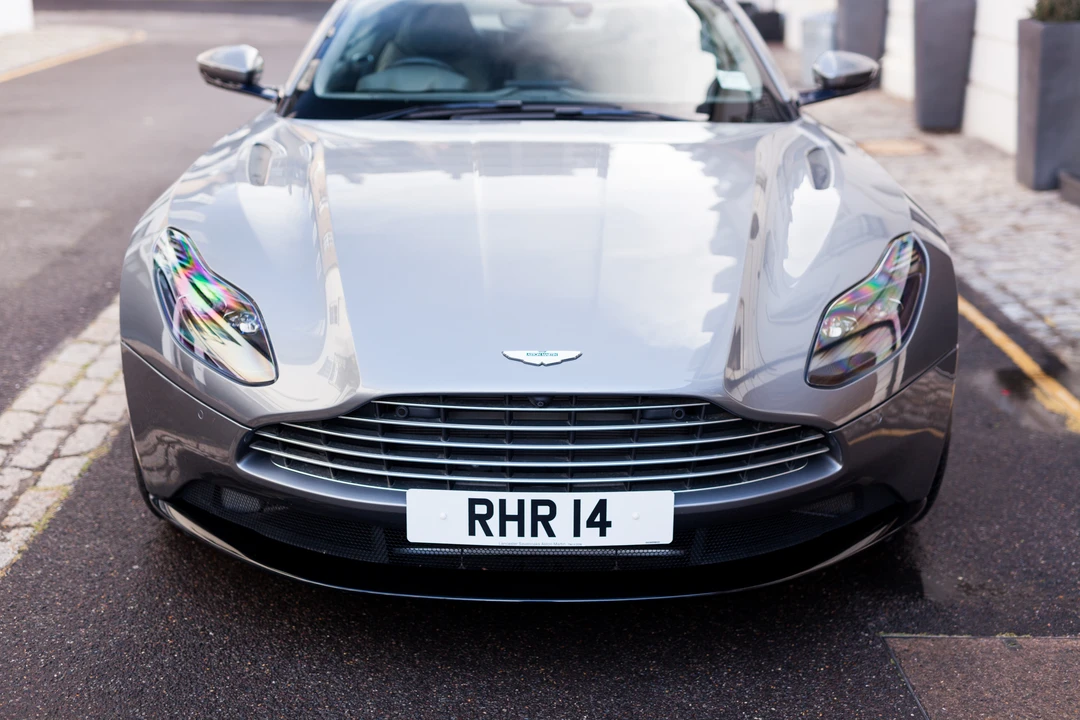2018 Aston Martin DB11 V8 - Image 19 of 31