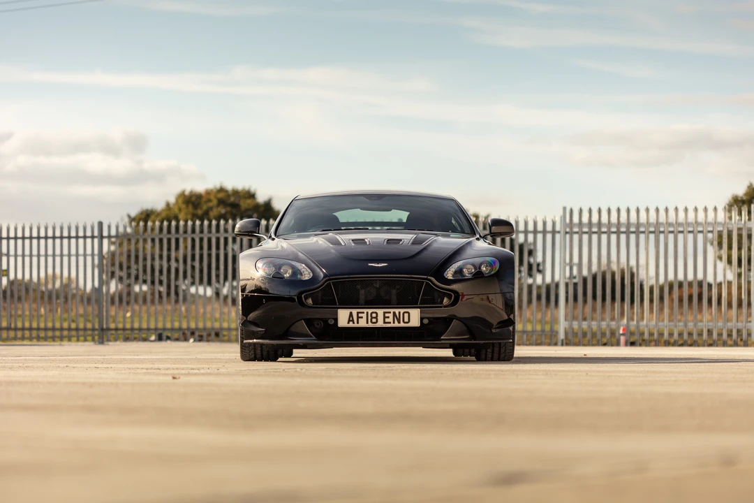 2018 Aston Martin V12 Vantage (2010-2018) - Image 11 of 31