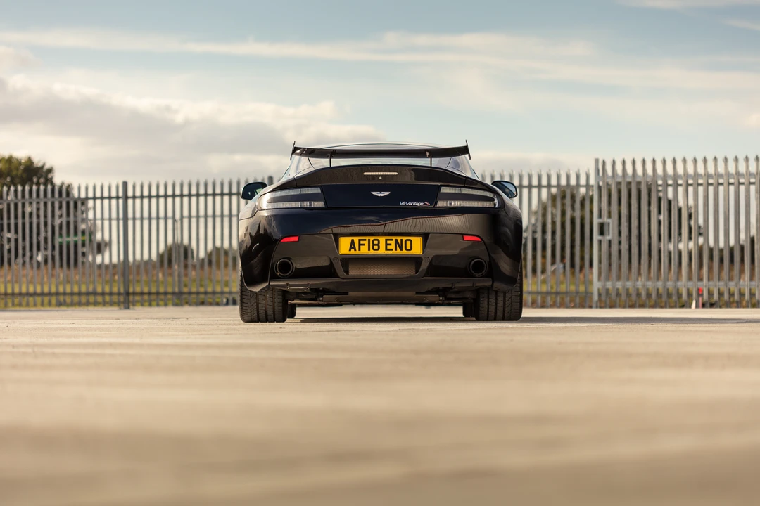 2018 Aston Martin V12 Vantage (2010-2018) - Image 7 of 31