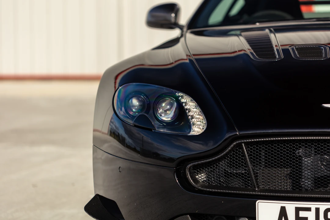 2018 Aston Martin V12 Vantage (2010-2018) - Image 23 of 31