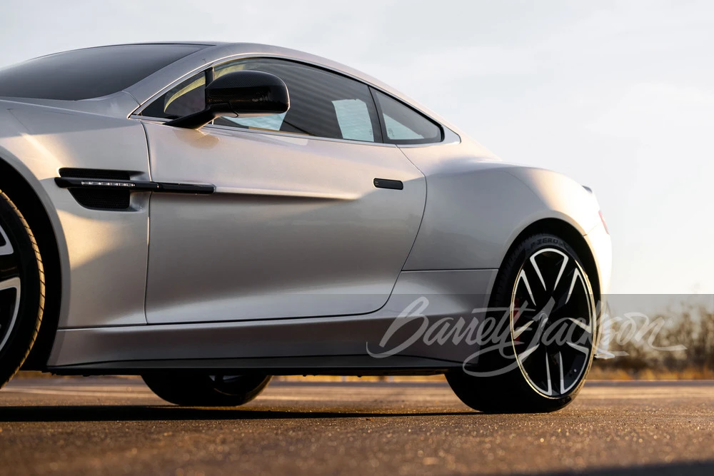2018 Aston Martin Vanquish 2nd Gen - Image 11 of 31