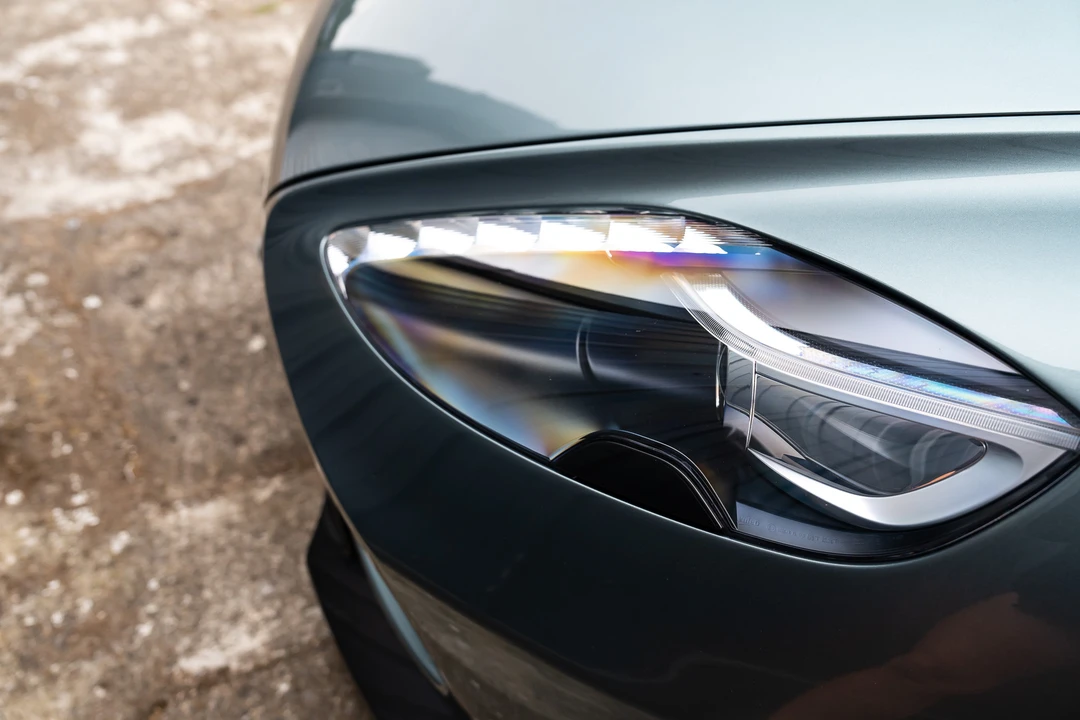 2018 Aston Martin Vanquish 2nd Gen - Image 20 of 31